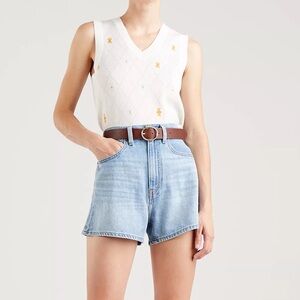 Levi’s Sz 25 High Lose Premium Denim Denim Short